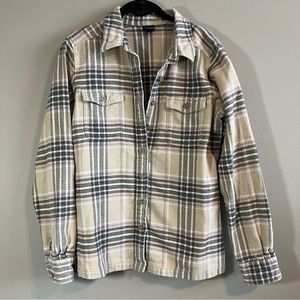 Patagonia Plaid Button Down Shirt -